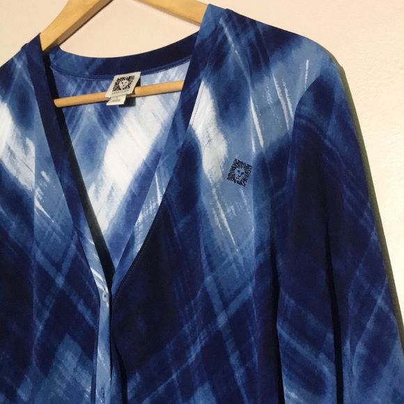 Anne Klein Blue Button Up Cardigan Blouse White Accents Size Large NWOT - Picture 2 of 7